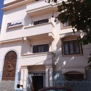 French Avenue - Kallāyi