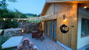 Sárkányok Háza Vendégház - House of Dragons Guesthouse