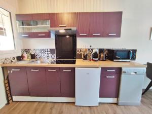 LEscampette, Duplex T3, centre Luchon, wifi, casier à skis, 4 personnes