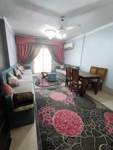 Sea View Sidi Bisher - in front of Sidi Bisher Mosque - Best Choice for Families - only Families- No Solo - No unmarried please