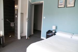 Hotels Hotel Bleu Azur : photos des chambres