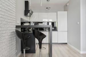 Odra Tower Apartment Center of Wrocław by Renters Prestige