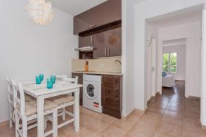 Calan Blanes Park 228