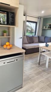Lodges Camping les Restanques : photos des chambres