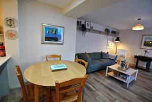 Sea Holly Cottage- coastal retreat Pittenweem