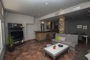 Barhouse - Áyios Adhrianós