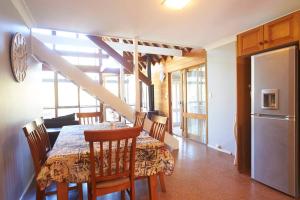 Riviera on Hawkesbury An island style escape