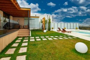 Peninsula Luxury & Spa