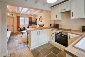 Host & Stay - Dale End