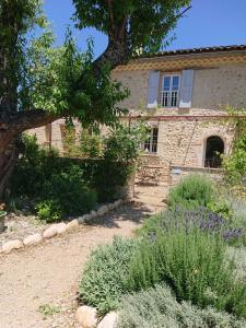 Maisons de vacances Gite Amandier, Ferme Bel Air, Riez : photos des chambres