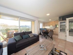 Ground floor apartment with large garden