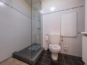 Ground floor apartment with large garden