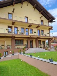 Agropensiunea Maya-Andrei - 波洛夫拉吉