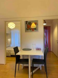 MODERN APARTMENT IN THE HEART OF OLD TOWN