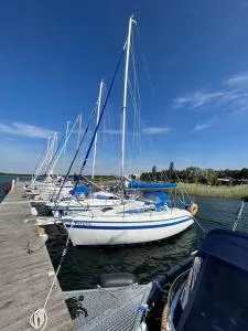 Haus Bernsteinsee mit Goitzsche-Schnuppersegeln - Pouch