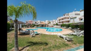 Apt Grace - T2 Pool, Wifi, Balcony, AC, 2,5km from Tavira center