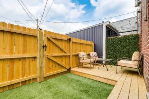 M2 Central location 2 mins to VCU FREE PARKING