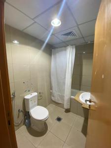 Nice Single Rooms for "girls" only in Dubai, Marina
