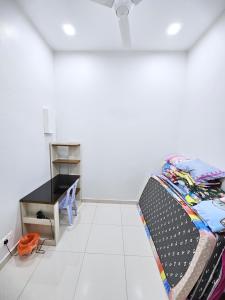 Entire Home at Indahpura, Kulai