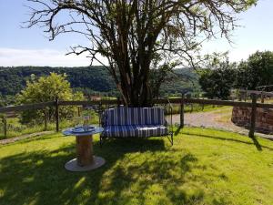 Maisons de vacances Maison de 3 chambres avec piscine partagee jardin clos et wifi a Nauviale : photos des chambres