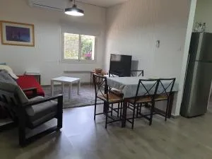 פינה חמה ברמה - 奥塔尔