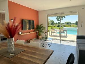 Villas Villa Sarlat ,piscine/jacuzzi : photos des chambres