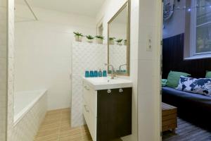 Downtown Island of Peace by NW