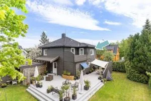 2 Bedroom apartment w/ Parking & Balcony - 奥斯高特兰