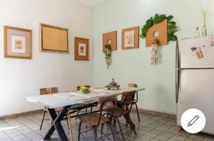 Room in the Colonial Zone