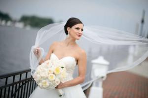 DoubleTree by Hilton Bay City - Riverfront