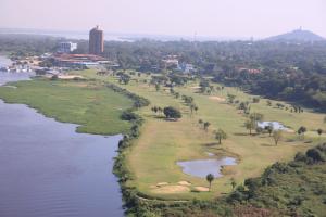 Resort Yacht Y Golf Club Paraguayo