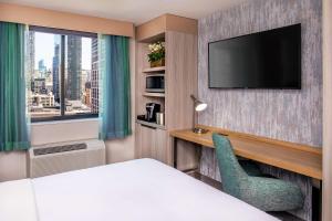 King Room with City View room in Hilton Garden Inn New York/Manhattan-Chelsea