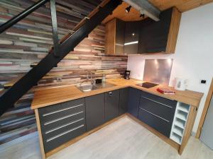 Maisons de vacances APPARTEMENT CENTRE VILLE AU CALME JARDIN et PARKING PUBLIC : photos des chambres