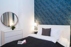 Stylish NEW home with view on New York Palace