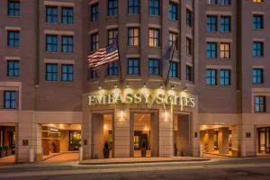 Embassy Suites by Hilton Alexandria Old Town - Alexandria