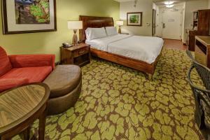 King Room - Hearing Access room in Hilton Garden Inn Memphis/Wolfchase Galleria