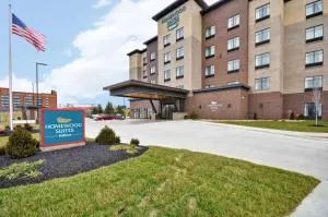Homewood Suites by Hilton Cincinnati/West Chester - شارونفيل