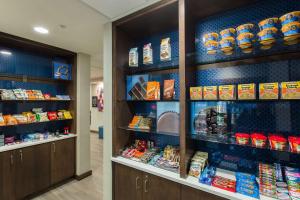 Hampton Inn & Suites - Knoxville Papermill Drive, TN