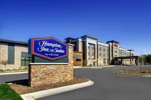 Hampton Inn & Suites Milwaukee West - West Allis