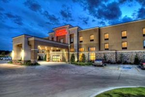 Hampton Inn and Suites Ada