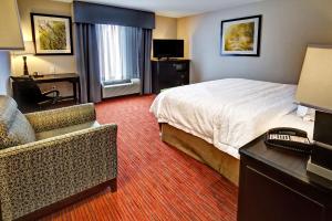 King Room - Non-Smoking room in Hampton Inn and Suites Ada