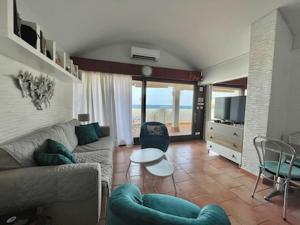 Port cipriano Terrasse face à la mer Wifi Clim Parking