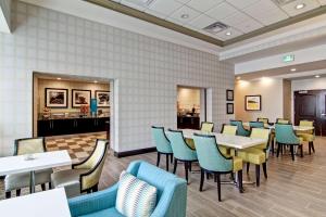 Hampton Inn & Suites by Hilton Saskatoon Airport