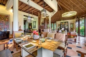 Puri Naga Toya Bali -Escape with Style for Families