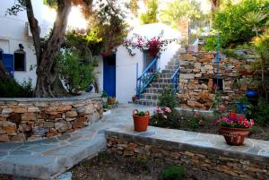 Giaglakis Rooms Sifnos Greece