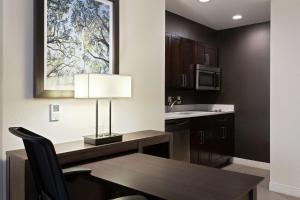 Queen Studio Suite with Two Queen Beds - Non-Smoking room in Hampton Inn & Suites - Richmond - Downtown VA