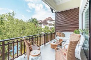 Nearby beach and beach club at Portillo NF