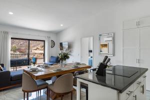 Morgan Residences 607