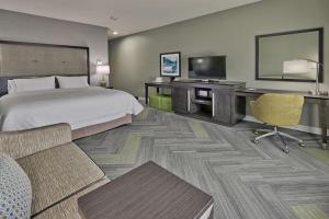 King Studio Suite - Non-Smoking room in Hampton Inn & Suites Guthrie OK