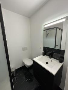 Appartement neuf entièrement équipé, Saint-Malo Intramuros, plage et commerces à proximité